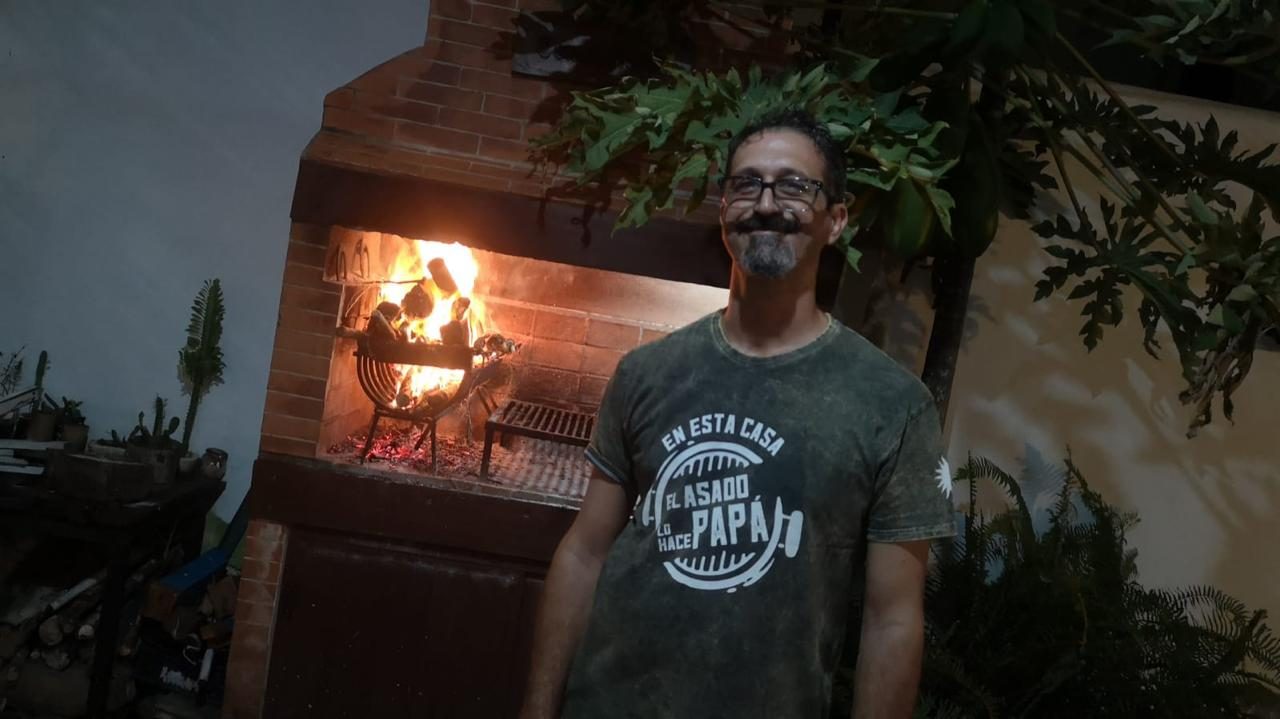 Foto 2 de Parrilla / Horno de barro ARG tintes MX